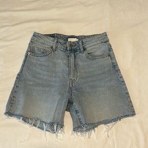 H&M denim cut off shorts